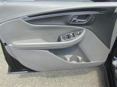 2019 Chevrolet Impala LT,CONV PKG,RVC,SILVER CERTIFIED - Photo 10 - Haddon Twp, NJ 08107