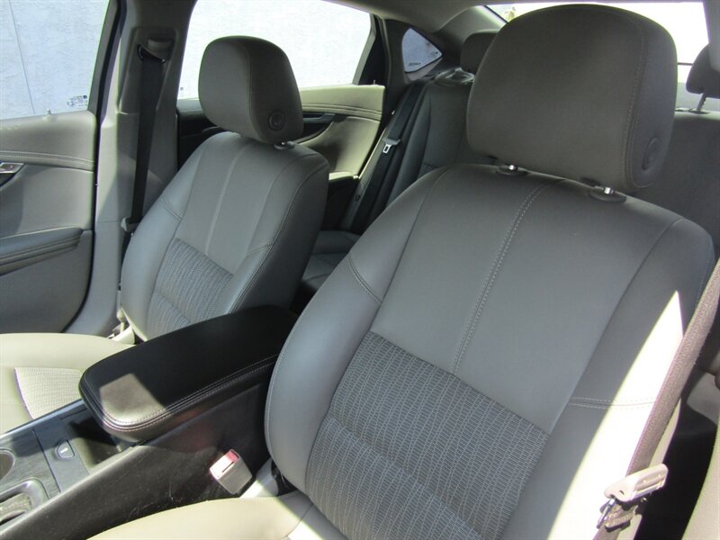 2019 Chevrolet Impala LT,CONV PKG,RVC,SILVER CERTIFIED - Photo 14 - Haddon Twp, NJ 08107