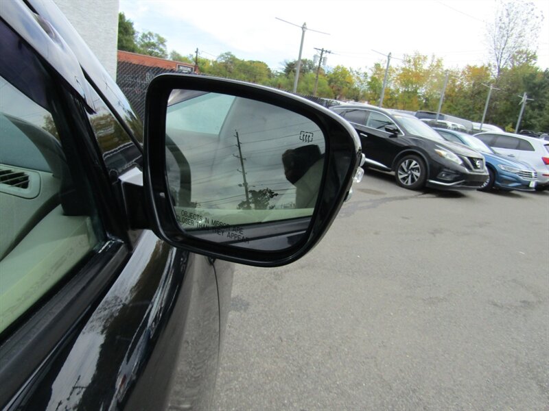 2017 Nissan Pathfinder SL,NAV,TECH PKG,DR.ASST PKG,RVC,SILVER CERTIFIED - Photo 32 - Haddon Twp, NJ 08107