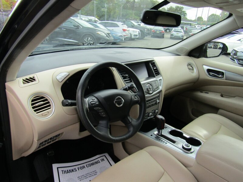 2017 Nissan Pathfinder SL,NAV,TECH PKG,DR.ASST PKG,RVC,SILVER CERTIFIED - Photo 38 - Haddon Twp, NJ 08107