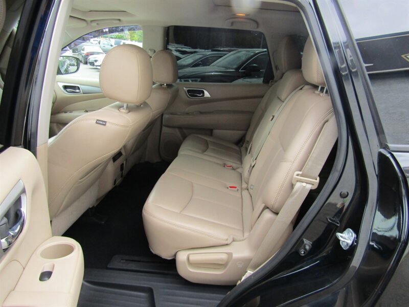 2017 Nissan Pathfinder SL,NAV,TECH PKG,DR.ASST PKG,RVC,SILVER CERTIFIED - Photo 40 - Haddon Twp, NJ 08107