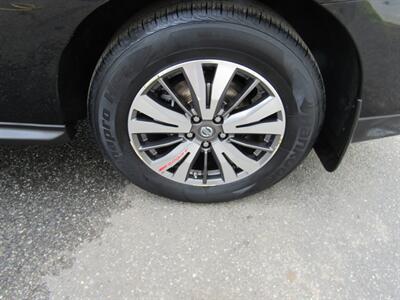 2017 Nissan Pathfinder SL,NAV,TECH PKG,DR.ASST PKG,RVC,SILVER CERTIFIED   - Photo 15 - Haddon Twp, NJ 08107