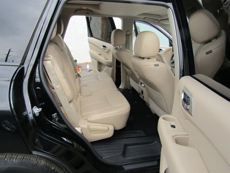 2017 Nissan Pathfinder SL,NAV,TECH PKG,DR.ASST PKG,RVC,SILVER CERTIFIED - Photo 41 - Haddon Twp, NJ 08107