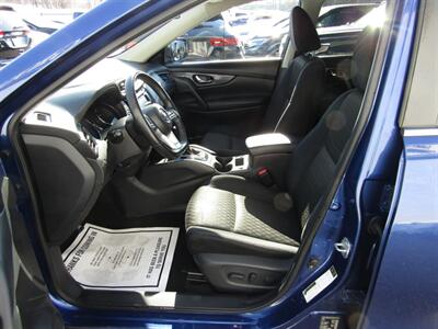 2018 Nissan Rogue AWD SV,CONV PKG,RVC,PWR PKG,SILVER CERTIFIED   - Photo 10 - Haddon Twp, NJ 08107