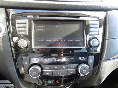 2018 Nissan Rogue AWD SV,CONV PKG,RVC,PWR PKG,SILVER CERTIFIED   - Photo 26 - Haddon Twp, NJ 08107