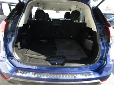 2018 Nissan Rogue AWD SV,CONV PKG,RVC,PWR PKG,SILVER CERTIFIED   - Photo 15 - Haddon Twp, NJ 08107