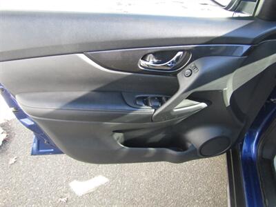 2018 Nissan Rogue AWD SV,CONV PKG,RVC,PWR PKG,SILVER CERTIFIED   - Photo 9 - Haddon Twp, NJ 08107
