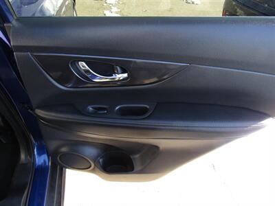 2018 Nissan Rogue AWD SV,CONV PKG,RVC,PWR PKG,SILVER CERTIFIED   - Photo 17 - Haddon Twp, NJ 08107