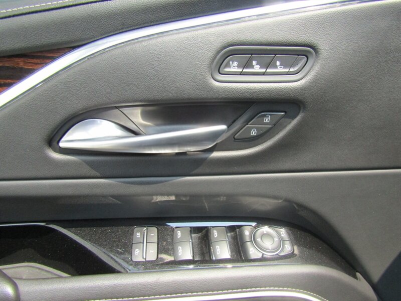2021 Cadillac Escalade Premium Luxury - Photo 13 - Haddon Twp, NJ 08107