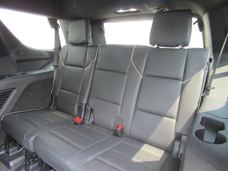 2021 Cadillac Escalade Premium Luxury - Photo 17 - Haddon Twp, NJ 08107