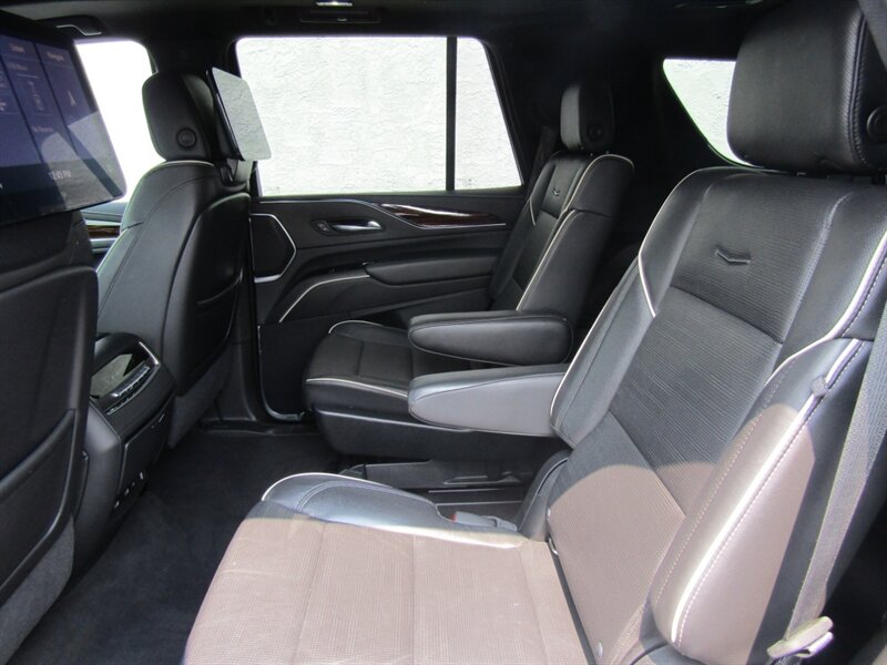 2021 Cadillac Escalade Premium Luxury - Photo 16 - Haddon Twp, NJ 08107