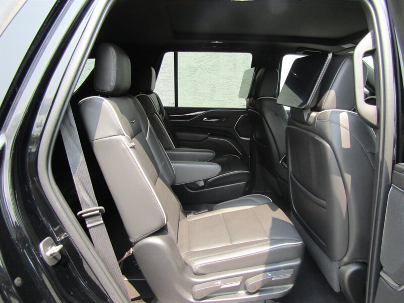 2021 Cadillac Escalade Premium Luxury - Photo 21 - Haddon Twp, NJ 08107