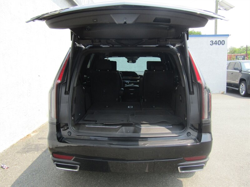 2021 Cadillac Escalade Premium Luxury - Photo 11 - Haddon Twp, NJ 08107