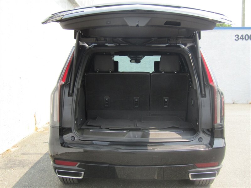 2021 Cadillac Escalade Premium Luxury - Photo 10 - Haddon Twp, NJ 08107