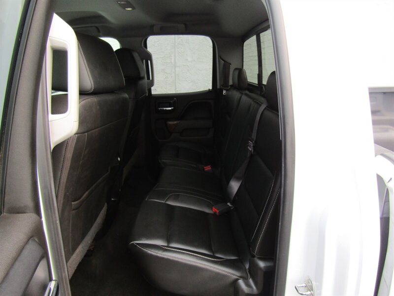 2017 GMC Sierra 1500 SLT - Photo 15 - Haddon Twp, NJ 08107