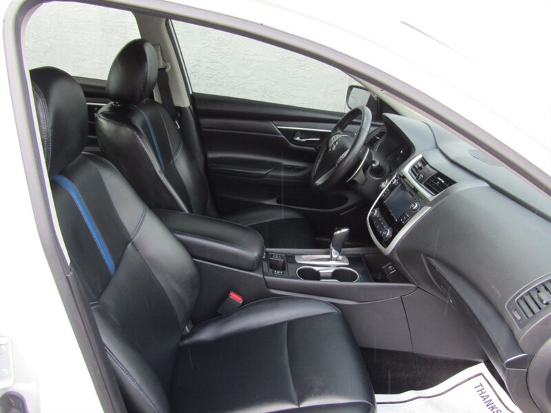 2018 Nissan Altima 2.5 SR - Photo 18 - Haddon Twp, NJ 08107