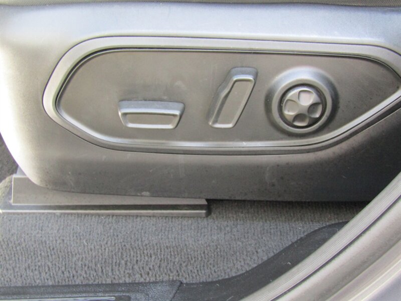 2024 Jeep Grand Cherokee L ALTITUDE,DR.ASST PKG,TECH PKG,RVC,SILVER CERTIFIED - Photo 13 - Haddon Twp, NJ 08107