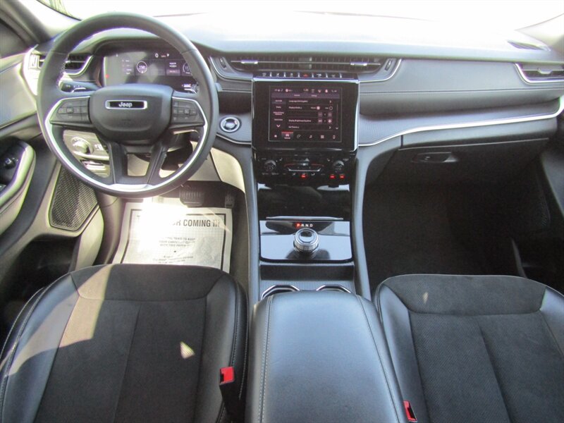 2024 Jeep Grand Cherokee L ALTITUDE,DR.ASST PKG,TECH PKG,RVC,SILVER CERTIFIED - Photo 23 - Haddon Twp, NJ 08107