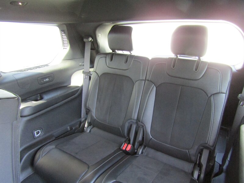 2024 Jeep Grand Cherokee L ALTITUDE,DR.ASST PKG,TECH PKG,RVC,SILVER CERTIFIED - Photo 17 - Haddon Twp, NJ 08107