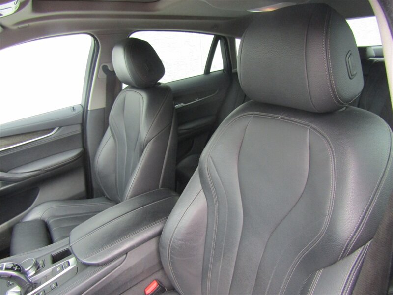 2019 BMW X6 AWD,NAV,DR.ASST PKG,TECH PKG,RVC,SILVER CERTIFIED - Photo 13 - Haddon Twp, NJ 08107