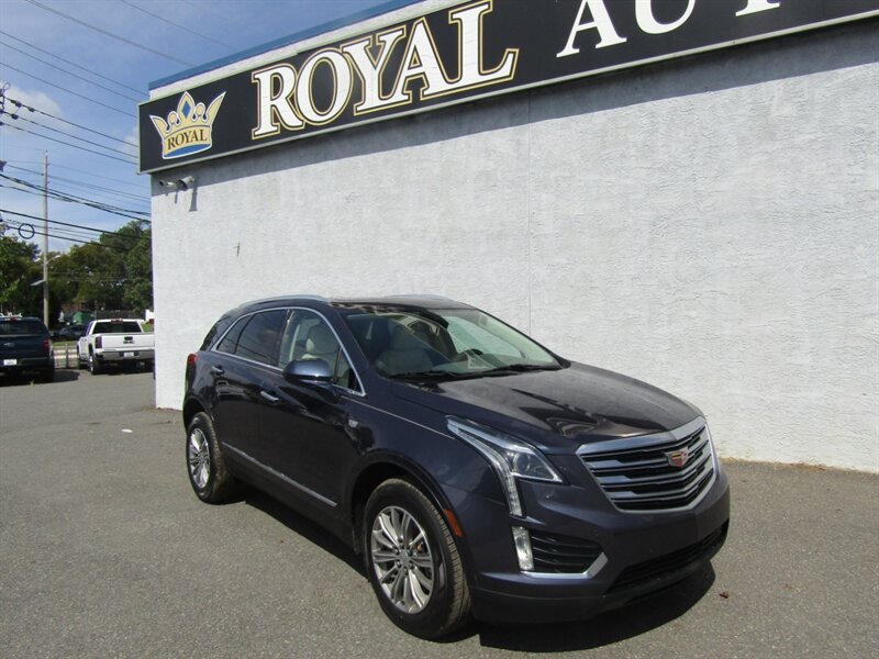 2018 Cadillac XT5 Luxury   - Photo 1 - Haddon Twp, NJ 08107