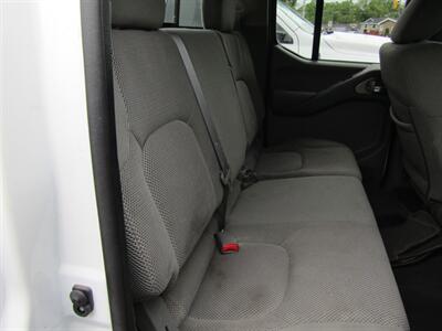 2020 Nissan Frontier SV,4X4,CONV PKG,RVC,PWR PKG,SILVER CERTIFIED   - Photo 16 - Haddon Twp, NJ 08107
