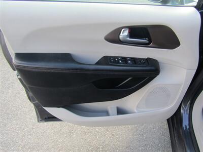 2019 Chrysler Pacifica TOURING,NAV,DVD,PWR PKG,CONV PKG,SILVER CERTIFIED - Photo 13 - Haddon Twp, NJ 08107