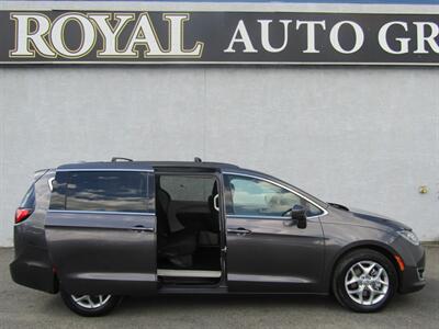 2019 Chrysler Pacifica TOURING,NAV,DVD,PWR PKG,CONV PKG,SILVER CERTIFIED - Photo 3 - Haddon Twp, NJ 08107
