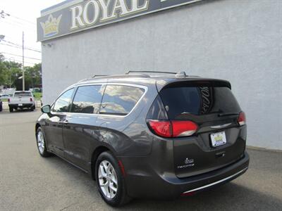 2019 Chrysler Pacifica TOURING,NAV,DVD,PWR PKG,CONV PKG,SILVER CERTIFIED - Photo 8 - Haddon Twp, NJ 08107