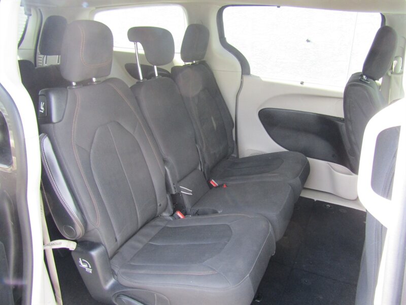 2019 Chrysler Pacifica TOURING,NAV,DVD,PWR PKG,CONV PKG,SILVER CERTIFIED - Photo 22 - Haddon Twp, NJ 08107