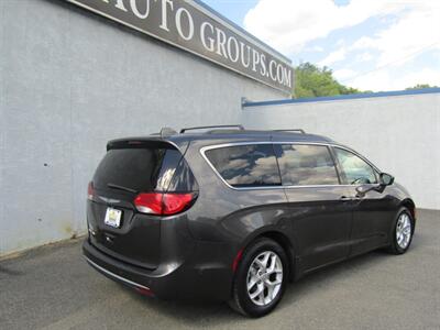 2019 Chrysler Pacifica TOURING,NAV,DVD,PWR PKG,CONV PKG,SILVER CERTIFIED - Photo 10 - Haddon Twp, NJ 08107