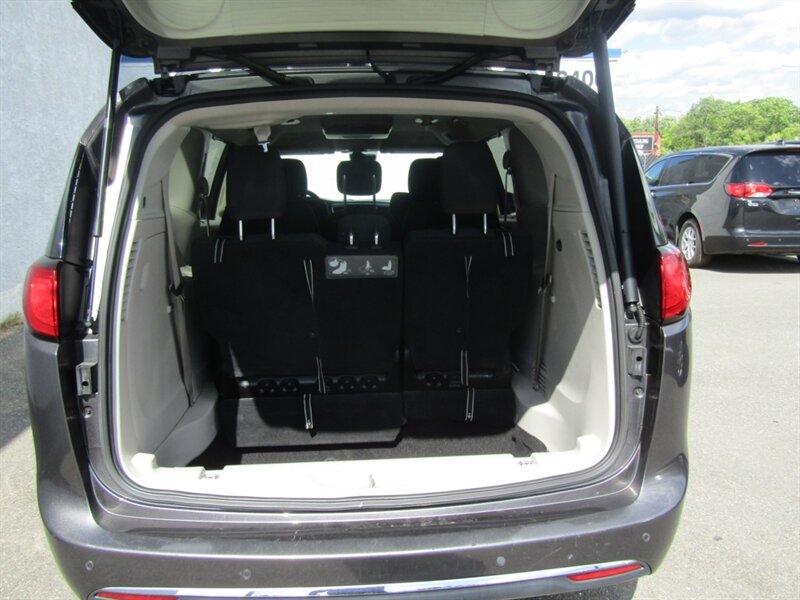 2019 Chrysler Pacifica TOURING,NAV,DVD,PWR PKG,CONV PKG,SILVER CERTIFIED - Photo 11 - Haddon Twp, NJ 08107