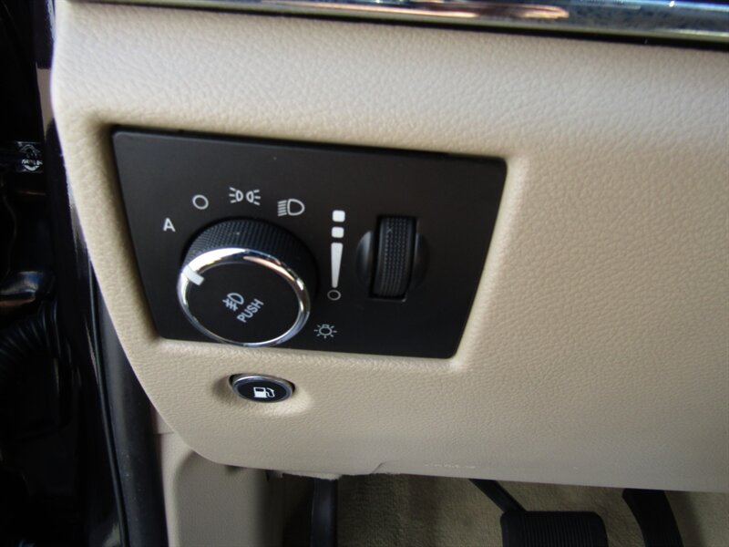 2020 Jeep Grand Cherokee Overland photo 43