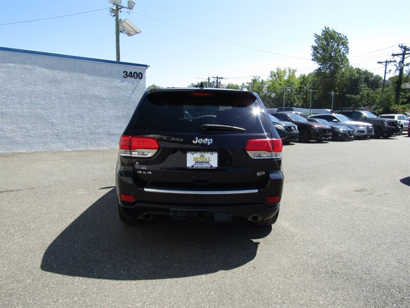 2020 Jeep Grand Cherokee Overland photo 3