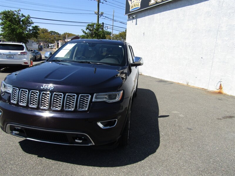 2020 Jeep Grand Cherokee Overland photo 12
