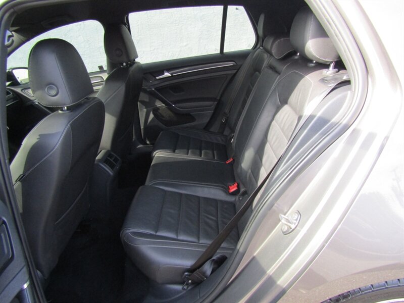 2017 Volkswagen Golf R AWD,NAV,CONV PKG,RVC,PWR PKG,SILVER CERTIFIED - Photo 14 - Haddon Twp, NJ 08107