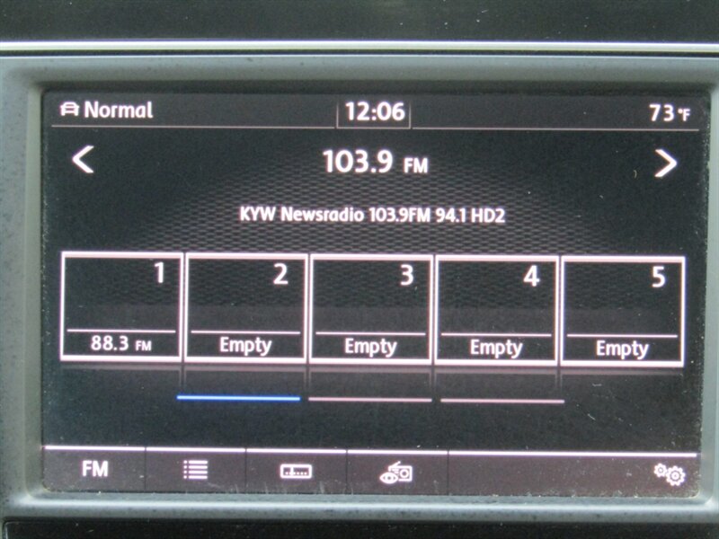 2017 Volkswagen Golf R AWD,NAV,CONV PKG,RVC,PWR PKG,SILVER CERTIFIED - Photo 27 - Haddon Twp, NJ 08107
