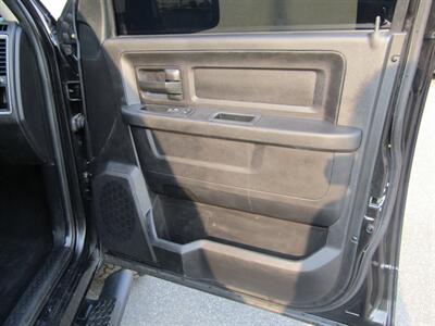 2017 RAM 1500 Express - Photo 18 - Haddon Twp, NJ 08107
