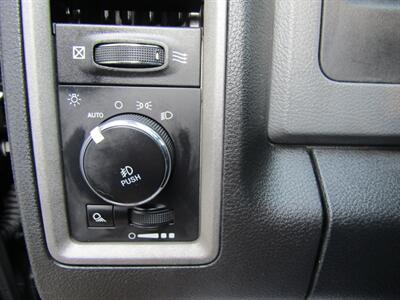 2017 RAM 1500 Express - Photo 19 - Haddon Twp, NJ 08107