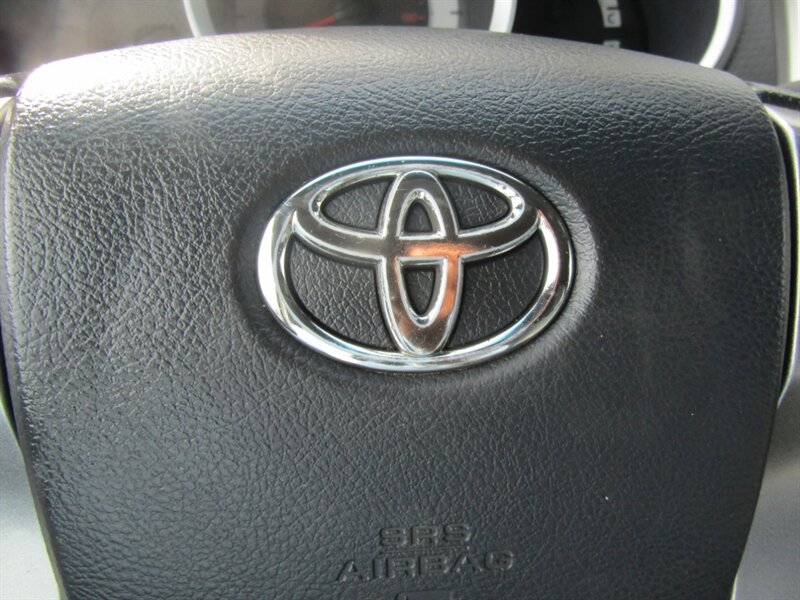 2013 Toyota Tacoma 4X4,SR5,CONV PKG,RVC,SILVER CERTIFIED - Photo 20 - Haddon Twp, NJ 08107