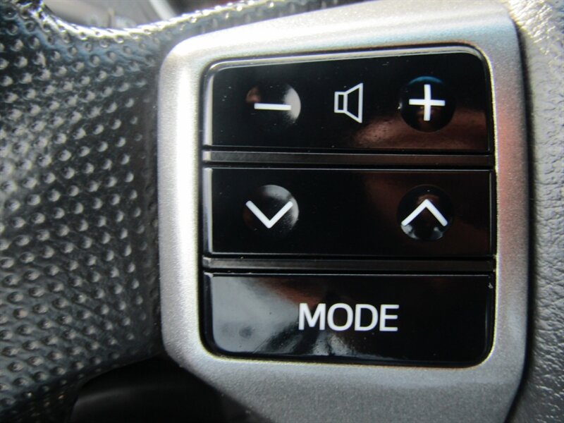 2013 Toyota Tacoma 4X4,SR5,CONV PKG,RVC,SILVER CERTIFIED - Photo 21 - Haddon Twp, NJ 08107
