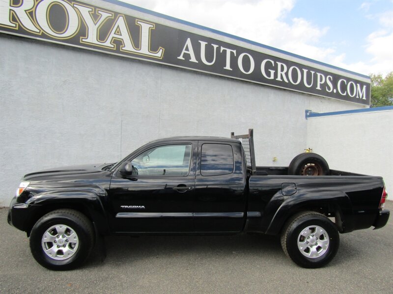 2013 Toyota Tacoma 4X4,SR5,CONV PKG,RVC,SILVER CERTIFIED - Photo 4 - Haddon Twp, NJ 08107