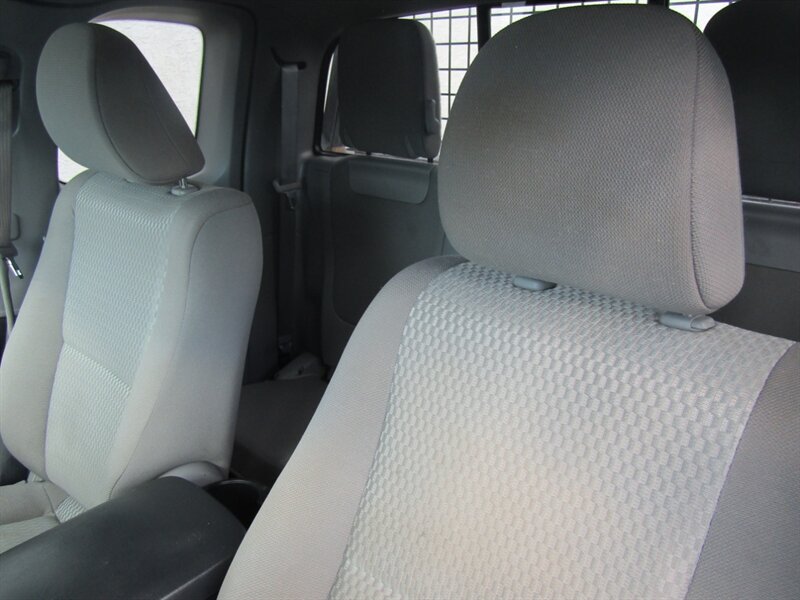 2013 Toyota Tacoma 4X4,SR5,CONV PKG,RVC,SILVER CERTIFIED - Photo 12 - Haddon Twp, NJ 08107