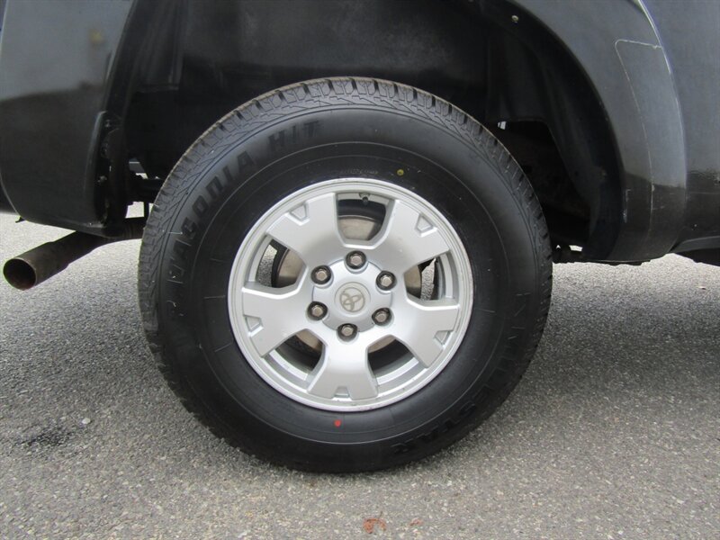 2013 Toyota Tacoma 4X4,SR5,CONV PKG,RVC,SILVER CERTIFIED - Photo 23 - Haddon Twp, NJ 08107