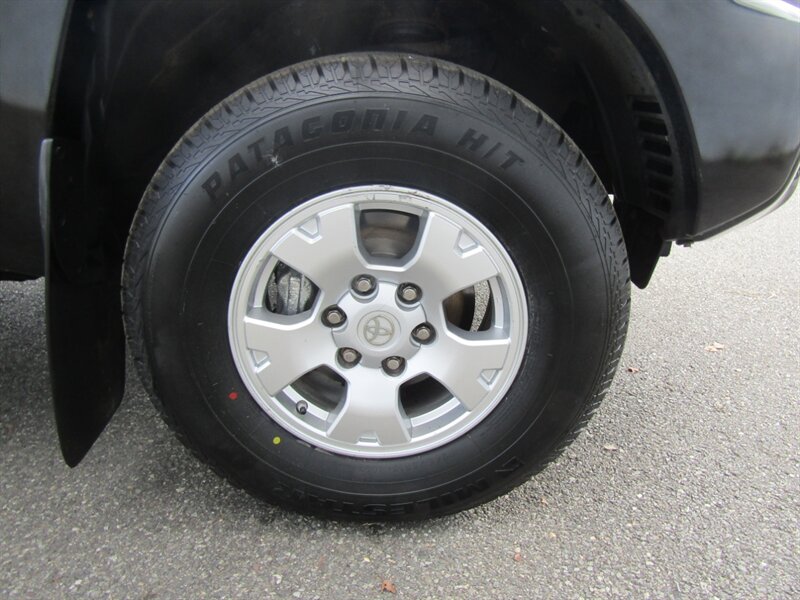 2013 Toyota Tacoma 4X4,SR5,CONV PKG,RVC,SILVER CERTIFIED - Photo 28 - Haddon Twp, NJ 08107