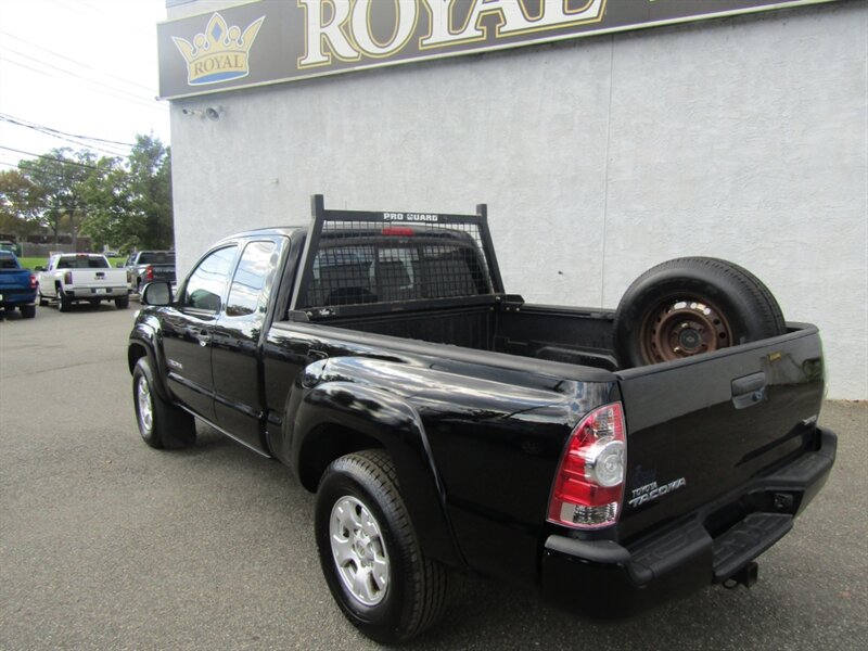 2013 Toyota Tacoma 4X4,SR5,CONV PKG,RVC,SILVER CERTIFIED - Photo 6 - Haddon Twp, NJ 08107
