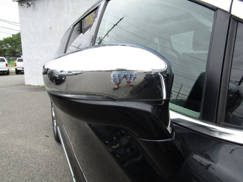 2018 Chrysler Pacifica LUX PKG,PANOROOF,TECH PKG,RVC,SILVER CERTIFIED - Photo 14 - Haddon Twp, NJ 08107