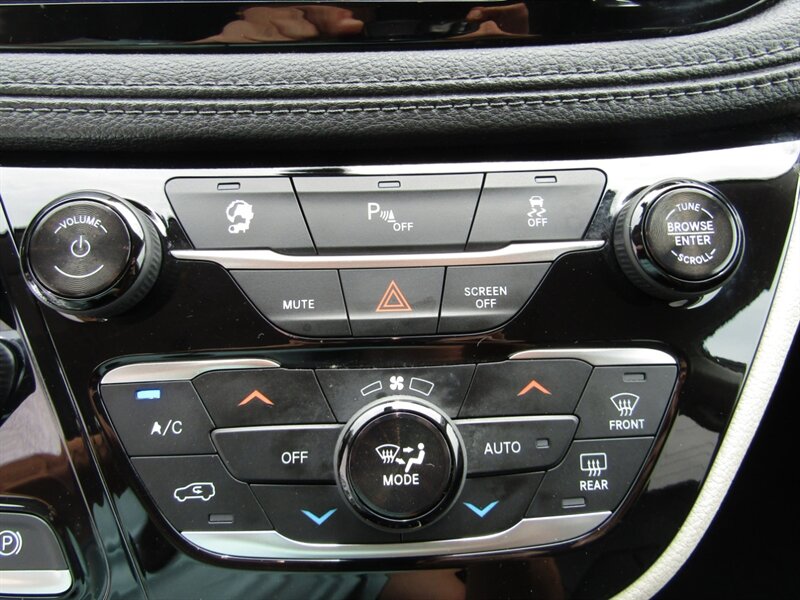 2018 Chrysler Pacifica LUX PKG,PANOROOF,TECH PKG,RVC,SILVER CERTIFIED - Photo 45 - Haddon Twp, NJ 08107