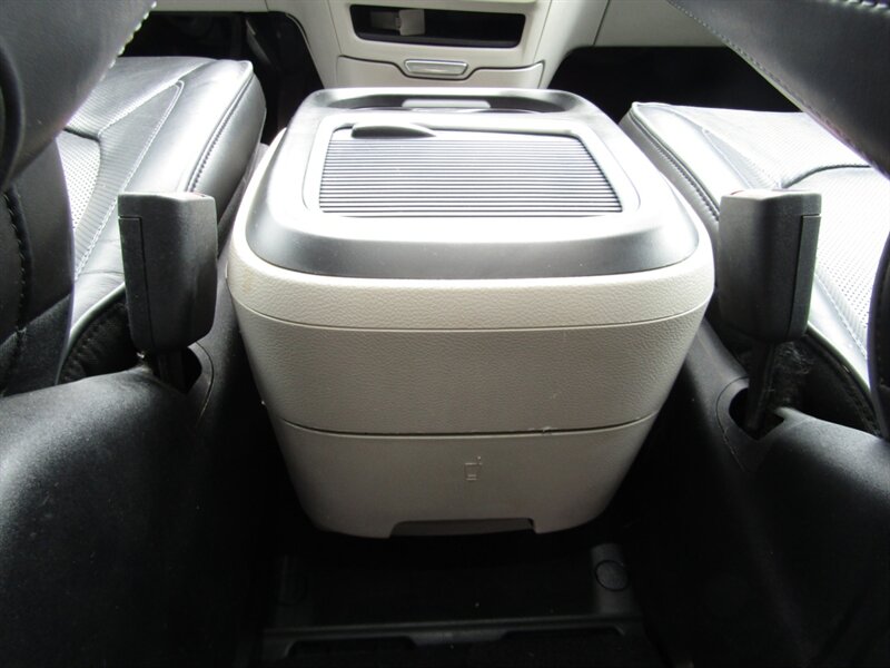 2018 Chrysler Pacifica LUX PKG,PANOROOF,TECH PKG,RVC,SILVER CERTIFIED - Photo 37 - Haddon Twp, NJ 08107