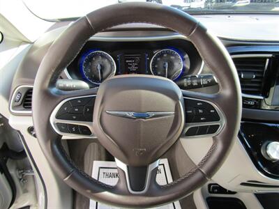 2017 Chrysler Pacifica TOURING,TECH PKG,NAV,CONV PKG,RVC,SILVER CERTIFIED   - Photo 38 - Haddon Twp, NJ 08107